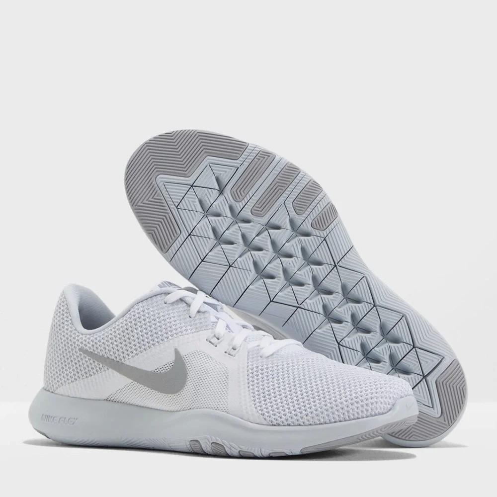 Nike Womens Flex TR 8 924339-100 White Lace Up Low Top Running Sneaker​​​​​​​​​​